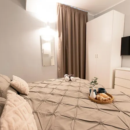 Ihost Luxury -private Parking- Plana 4 * Milano