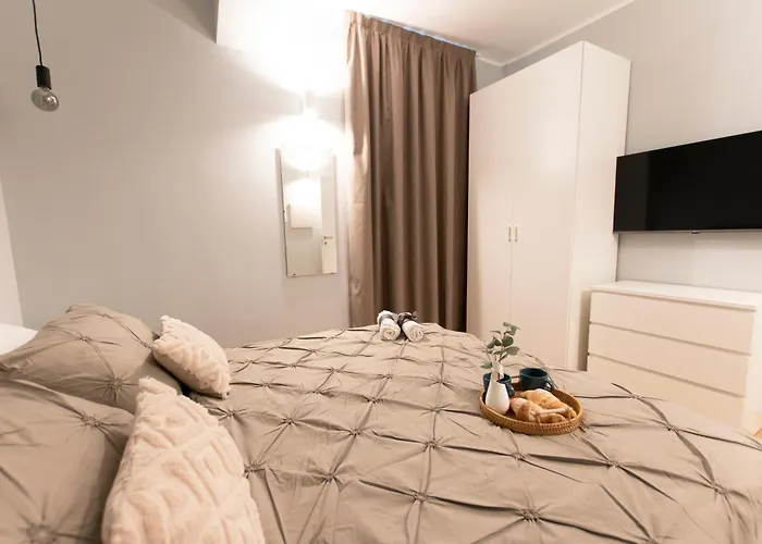 Ihost Luxury -private Parking- Plana 4 * Mailand